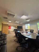 1385 Barker Rd, Hood River, OR for lease Interior Photo- Image 1 of 5