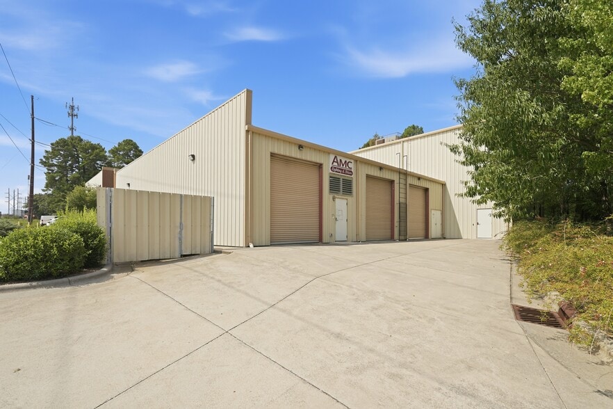 701 S New Hope Rd, Raleigh, NC for sale - Building Photo - Image 2 of 7