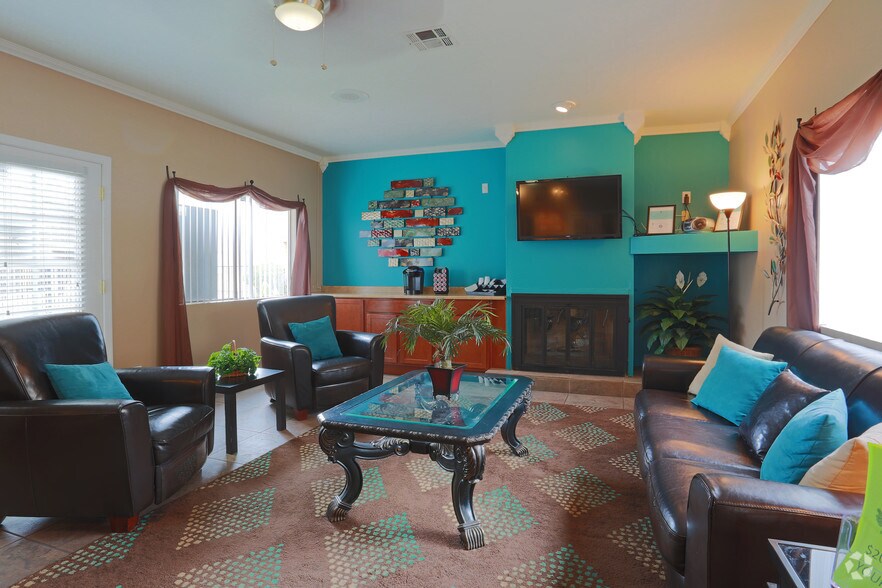 1025 N 48th St, Phoenix, AZ à vendre - Photo intérieure - Image 2 de 20