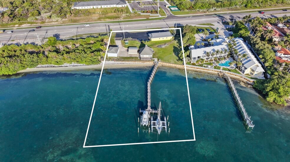 18947 SE Federal Hwy, Jupiter, FL for sale - Building Photo - Image 2 of 15