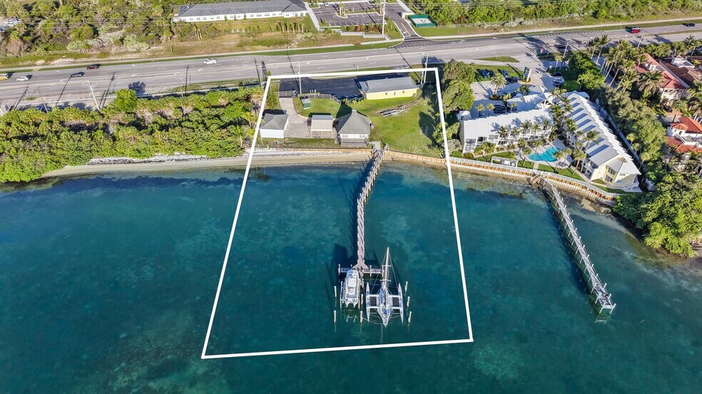 18947 SE Federal Hwy, Jupiter, FL à vendre - Photo du bâtiment - Image 2 de 15