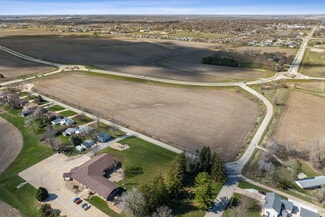 Plus de détails pour Cedar Heights and Viking Land, Cedar Falls, IA - Terrain à vendre