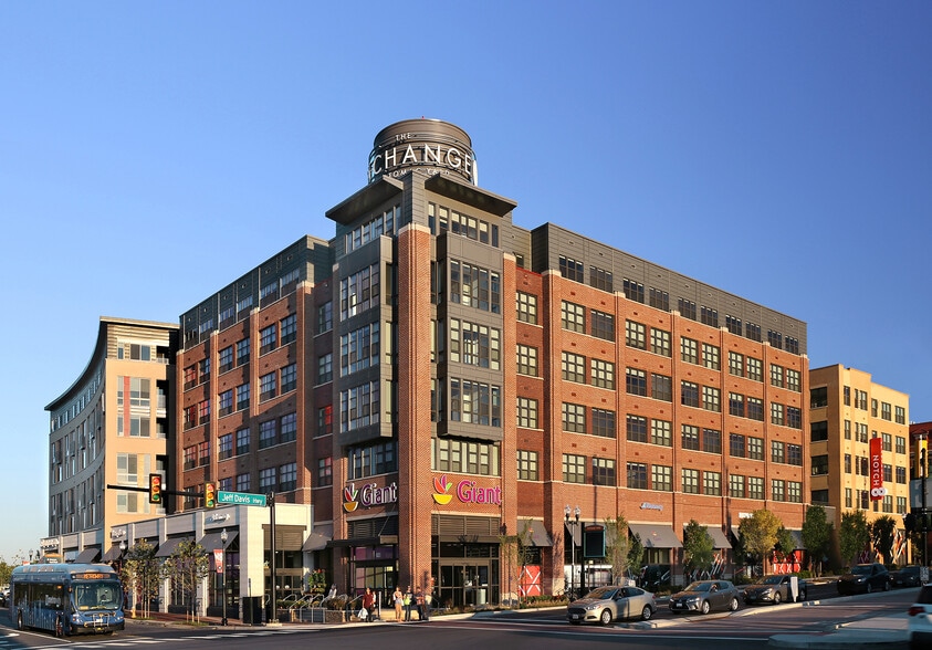 621 E Glebe Rd, Alexandria, VA for sale - Primary Photo - Image 1 of 1