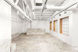 130 S La Brea Ave, Los Angeles, CA for lease Interior Photo- Image 2 of 6