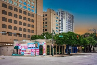 201 E 6th St, Austin, TX for lease Building Photo- Image 1 of 3