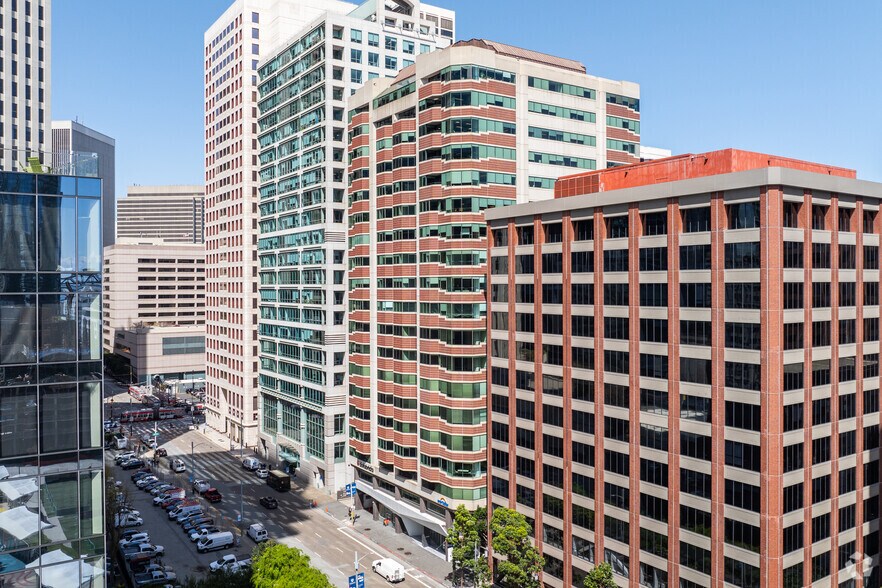 160 Spear St, San Francisco, CA à louer - Photo du bâtiment - Image 1 de 11
