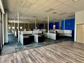 124-242 Fairlane Dr, Louisburg, KS for lease Building Photo- Image 2 of 13