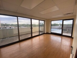 5500 E Yale Ave, Denver, CO for lease Interior Photo- Image 2 of 4