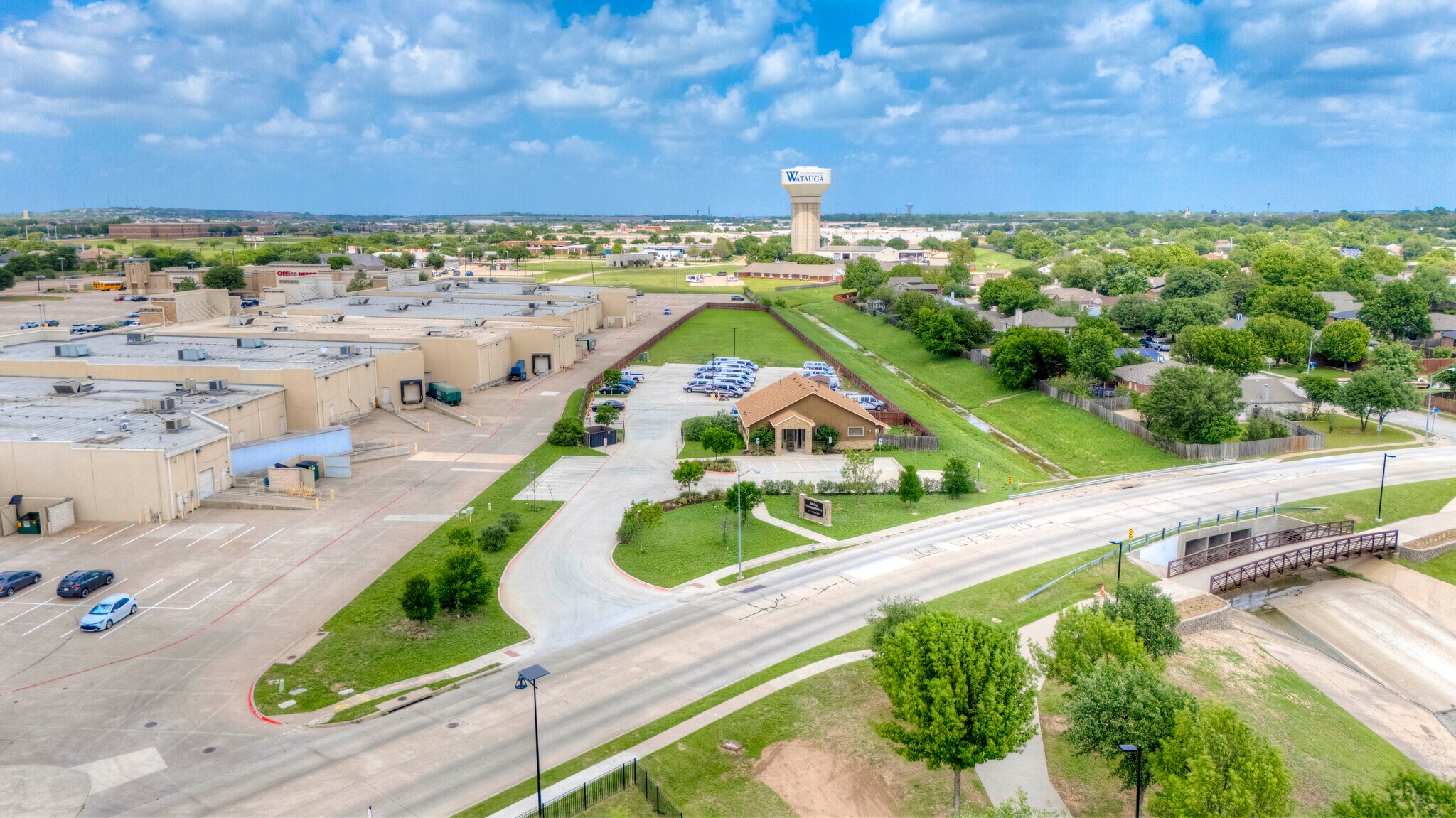 5805 Starnes Rd, Watauga, TX à vendre Photo principale- Image 1 de 48