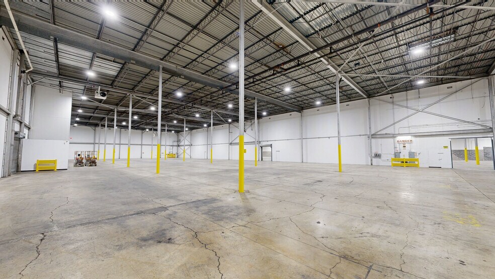 95 Mayhill St, Saddle Brook, NJ à louer - Numérisation 3D de Matterport - Image 2 de 9