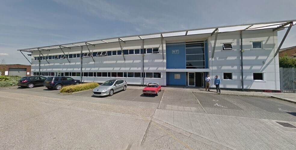 Bilton Rd, Hitchin à vendre - Photo principale - Image 1 de 7