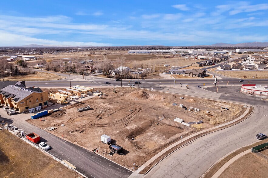 2135 700 w, Harrisville, UT à louer - Photo principale - Image 3 de 14