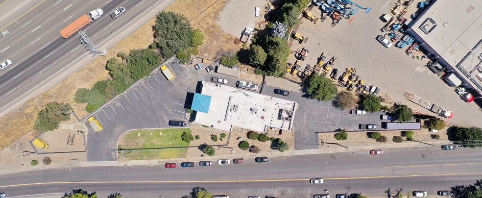 744 E Airway Blvd, Livermore, CA à vendre - Aérien - Image 2 de 6