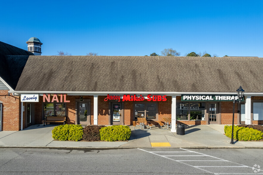 2458 Jett Ferry Rd, Dunwoody, GA for lease - Building Photo - Image 2 of 7