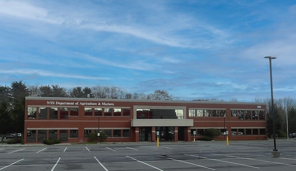 10B Airline Dr, Albany, NY for sale - Building Photo - Image 1 of 5