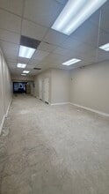 11300 NW 87th Ct, Hialeah, FL for lease Interior Photo- Image 2 of 11