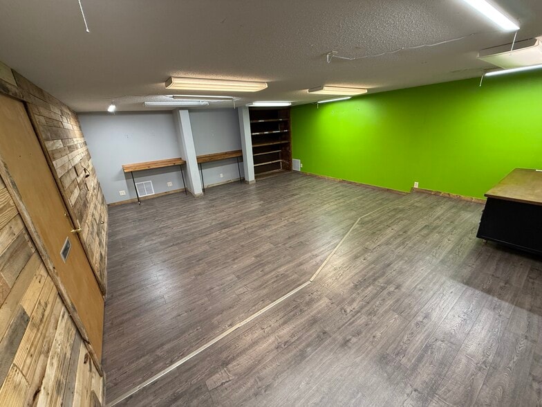 109 N Main St, River Falls, WI for lease - Interior Photo - Image 2 of 5