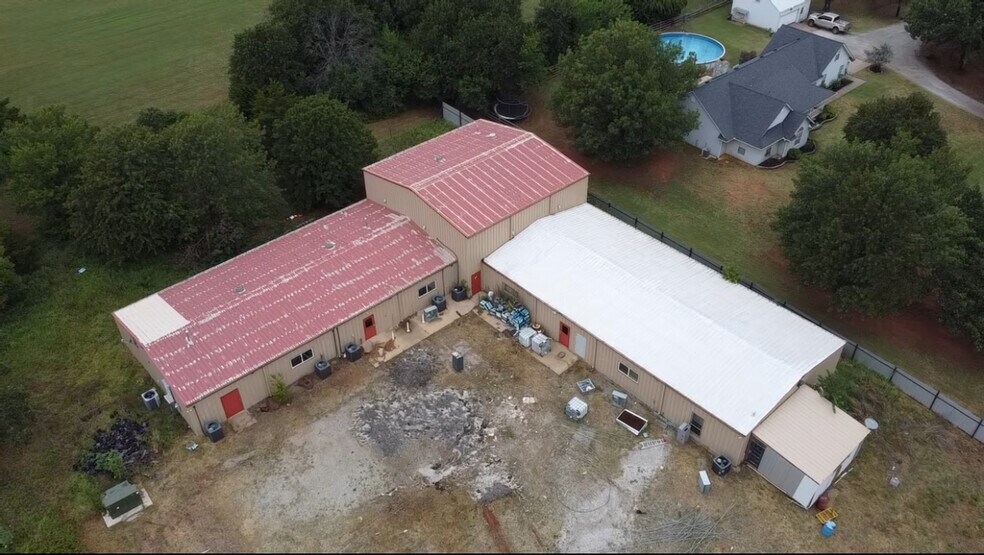 900585 S Sandy Ln, Chandler, OK à vendre - Photo du bâtiment - Image 2 de 13