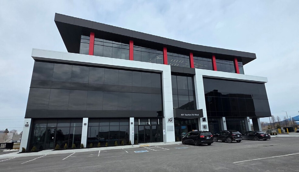 481 Taunton Rd W, Oshawa, ON for lease - Building Photo - Image 1 of 9