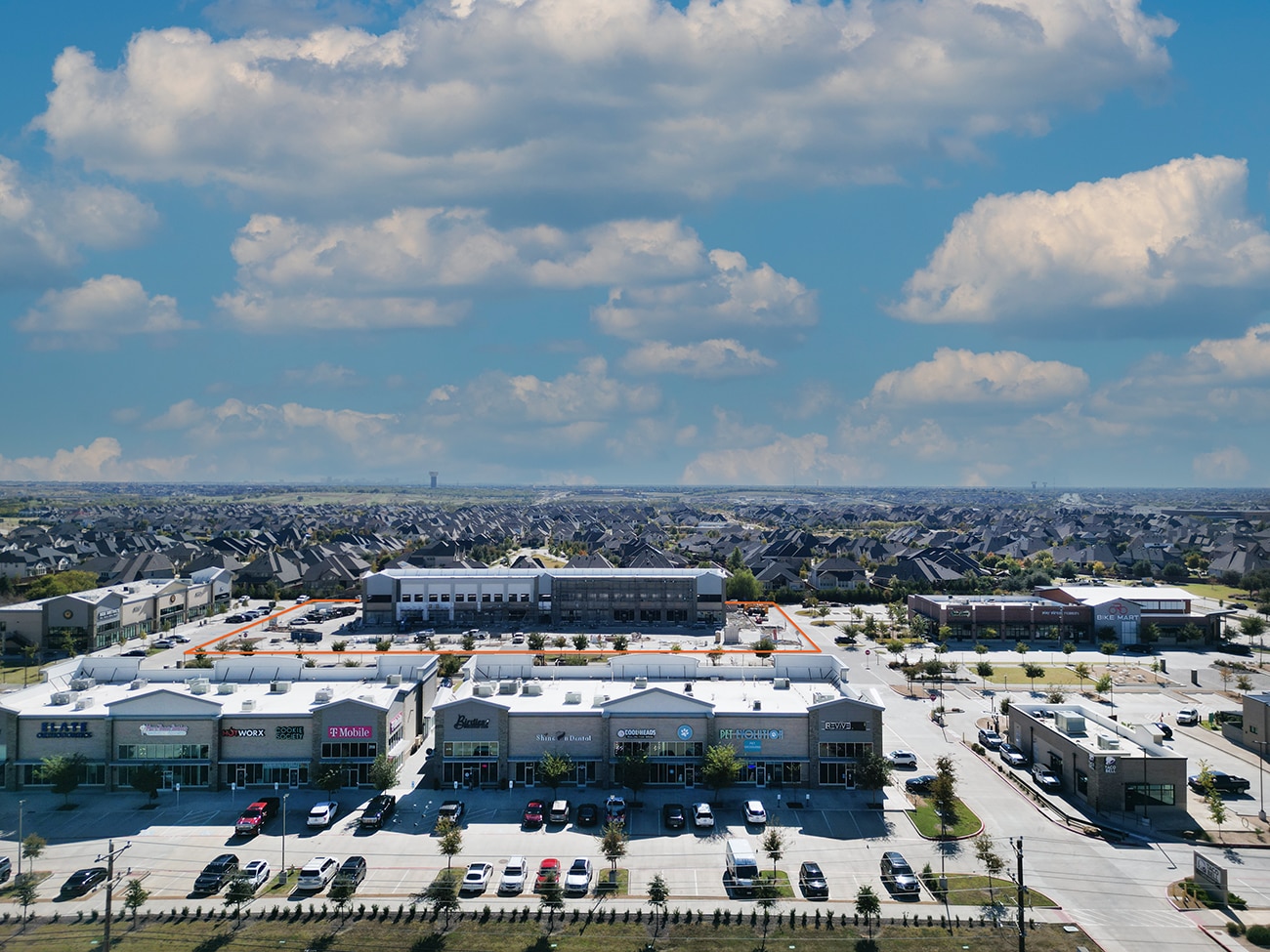 16750 Hollyhock Rd, Frisco, TX for lease Building Photo- Image 1 of 5