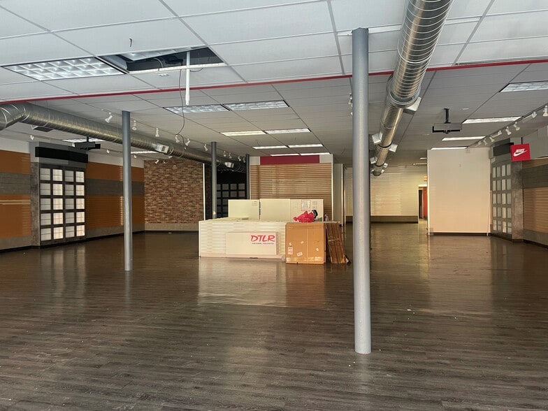 11139 S Michigan Ave, Chicago, IL for sale - Building Photo - Image 2 of 8