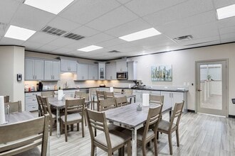 2901 W Sam Houston Pky N, Houston, TX for lease Interior Photo- Image 1 of 6