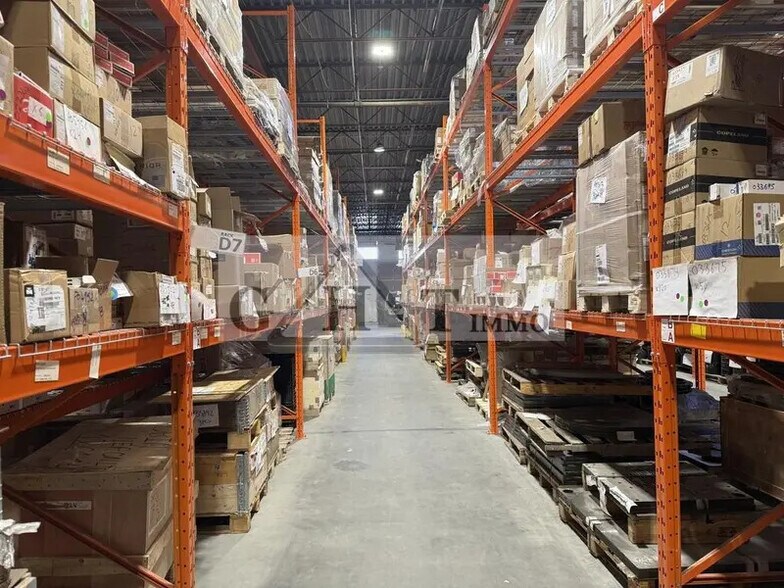 Industrial in Goussainville for sale - Interior Photo - Image 1 of 3