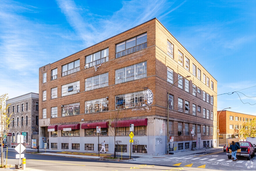 10 Av Des Pins O, Montréal, QC for lease - Primary Photo - Image 1 of 4