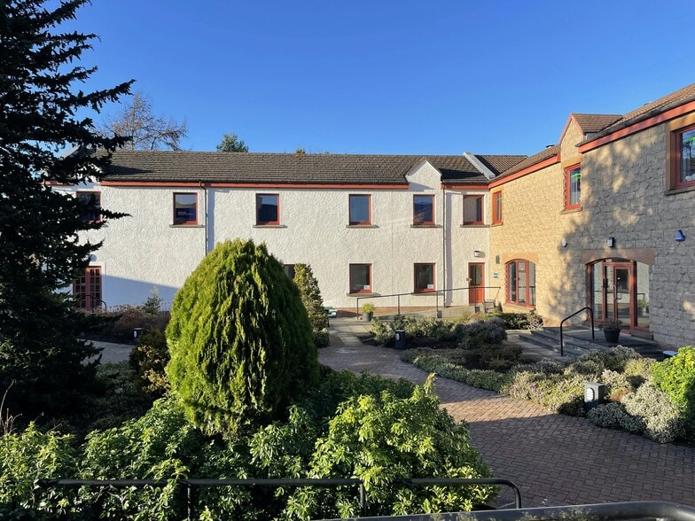 Hallyards Rd, Newbridge for lease - Building Photo - Image 3 of 12