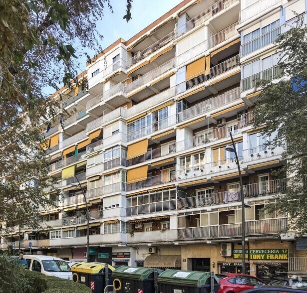Calle Pintor Ribera, 7, Móstoles, Madrid for lease - Building Photo - Image 2 of 2