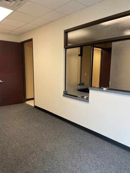 3115 College Park Dr, Conroe, TX à vendre - Photo du bâtiment - Image 3 de 15