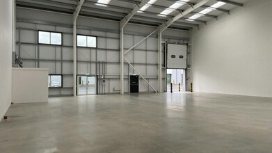 Northfield Rd, Southam for lease Interior Photo- Image 2 of 3