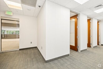 6601 Six Forks Rd, Raleigh, NC for lease Interior Photo- Image 2 of 12