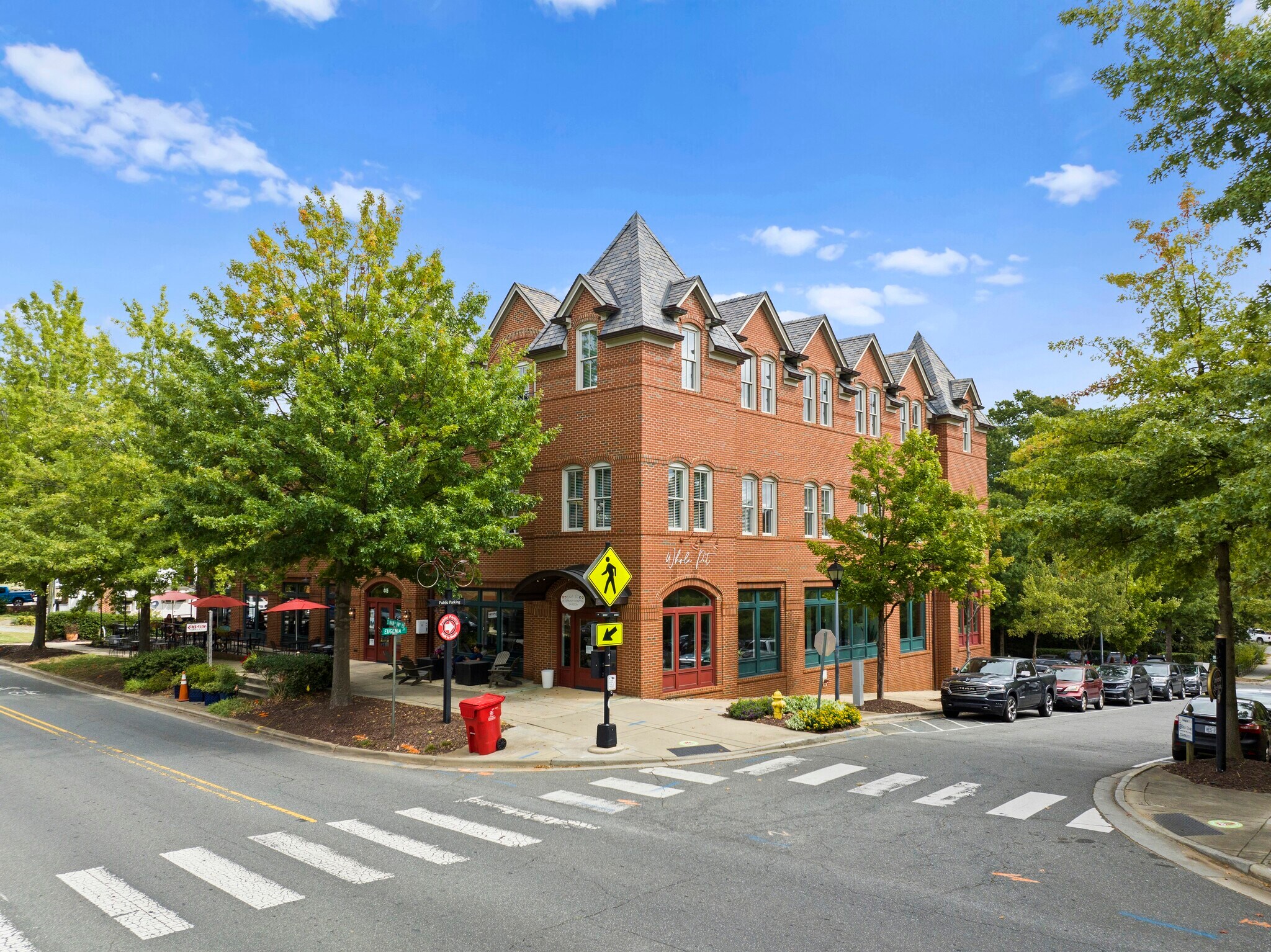 445 S Main St, Davidson, NC à louer Photo du bâtiment- Image 1 de 3