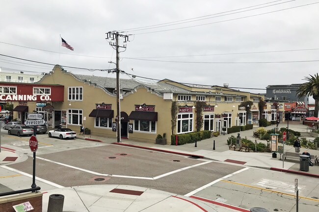 Plus de détails pour 700 Cannery Row, Monterey, CA - Commerce de détail à louer