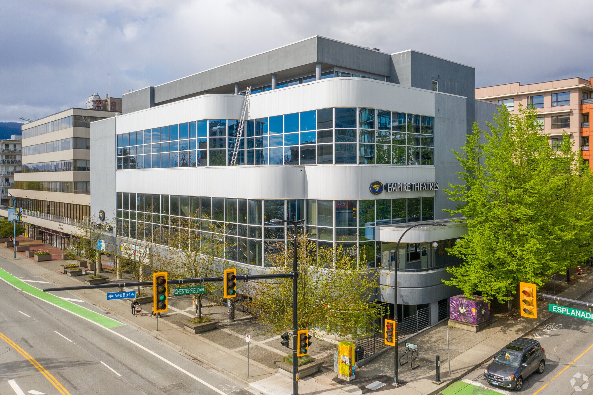 200 W Esplanade, North Vancouver, BC à vendre Photo principale- Image 1 de 1