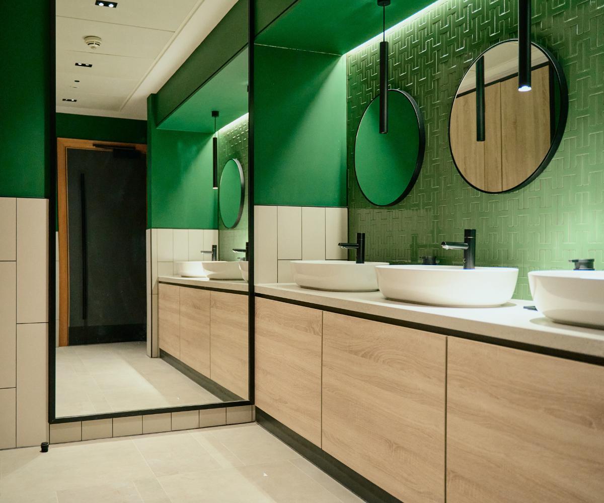 10 South Para, Leeds for lease Building Photo- Image 1 of 23