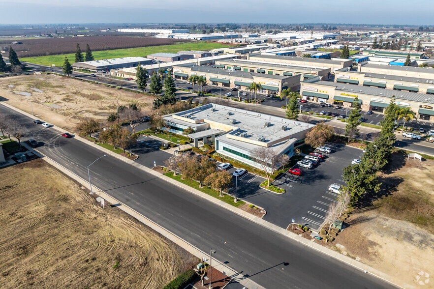 515 Lyell Dr, Modesto, CA for lease - Aerial - Image 3 of 4