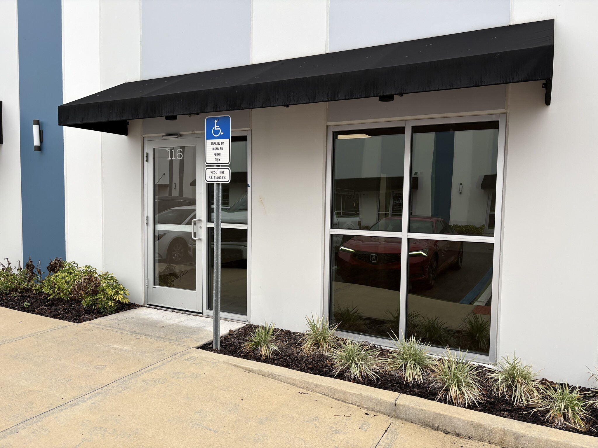 7906 Kingspointe Pky, Orlando, FL for lease Interior Photo- Image 1 of 5