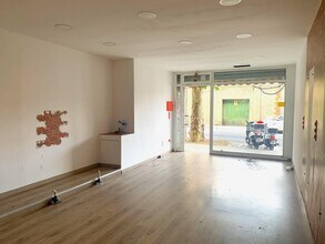 Retail in Castellar del Vallès, Barcelona for lease Interior Photo- Image 2 of 10