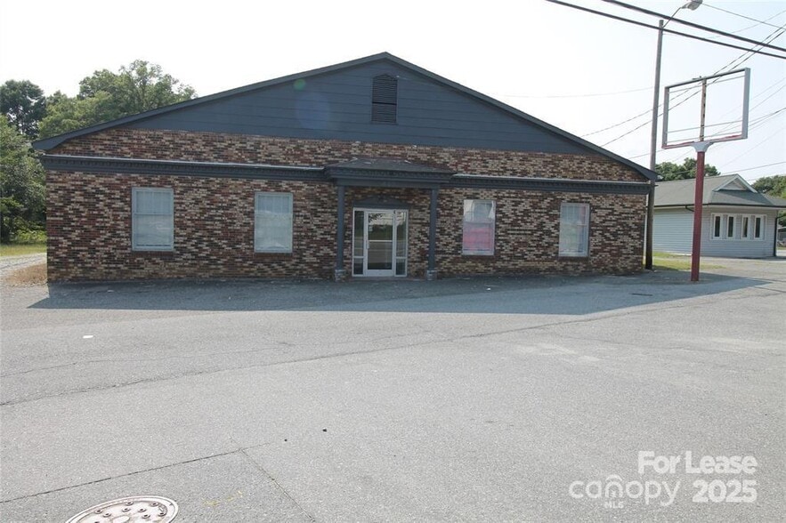 907 Bessemer City Rd, Gastonia, NC for sale - Building Photo - Image 1 of 11