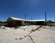 128 S Access Road, Tye, Texas 79563 - Cuisine commerciale