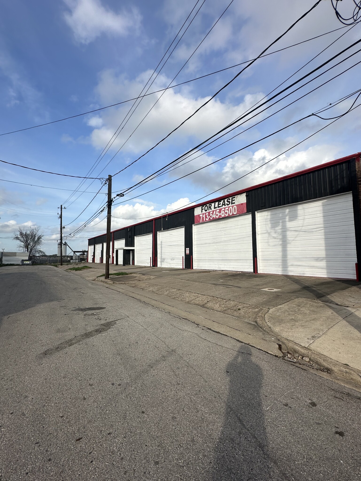 521 N Bryan St, Houston, TX for lease Primary Photo- Image 1 of 13