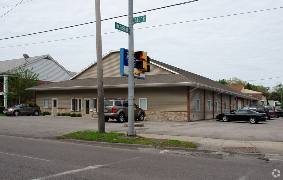 5353 Secor Rd, Toledo, OH à vendre - Photo du bâtiment - Image 1 de 1