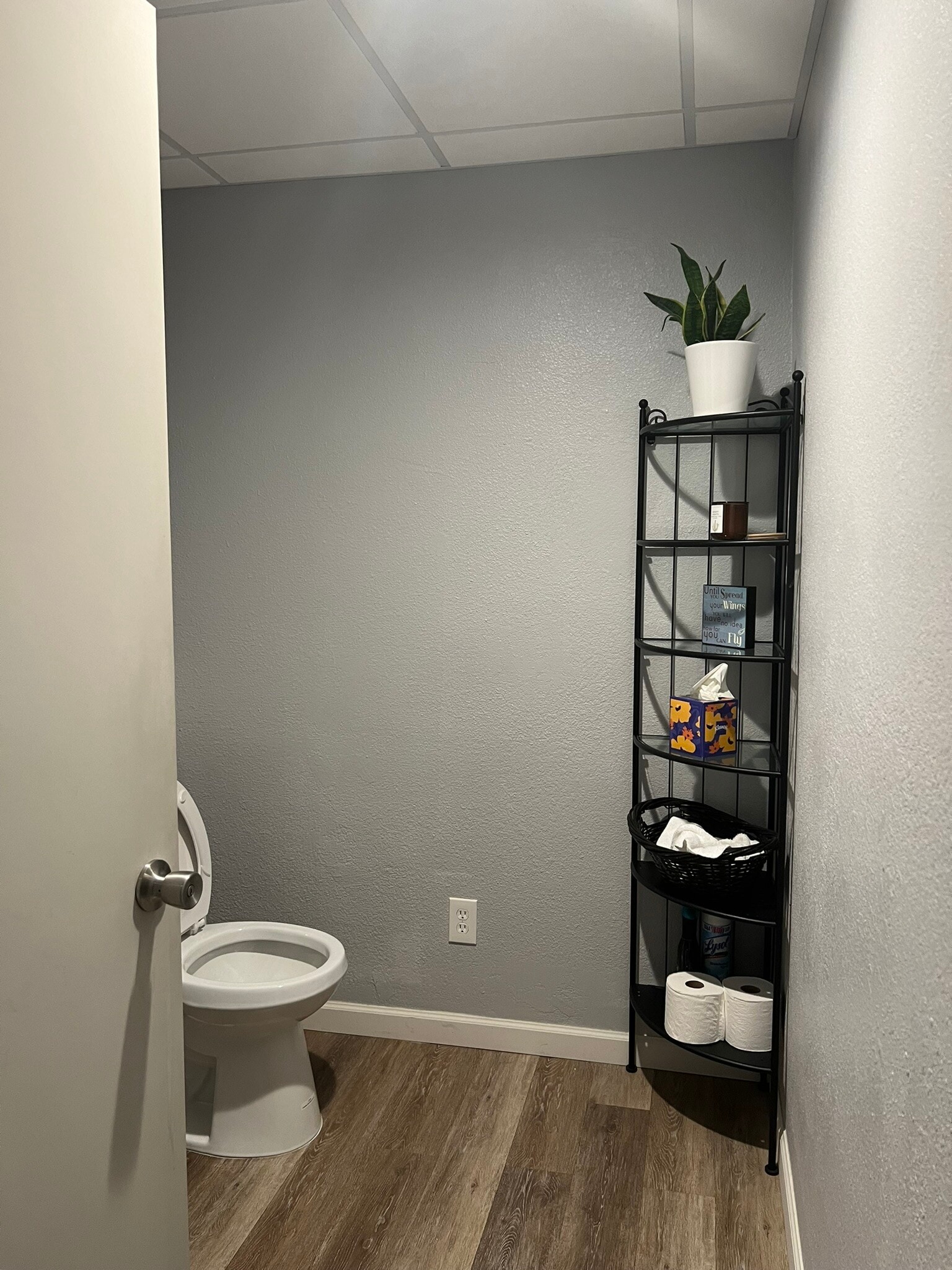 4539 N 22nd St, Phoenix, AZ for lease Interior Photo- Image 1 of 4
