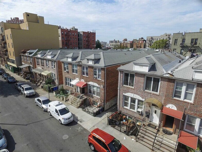 3064 Brighton 14th St, Brooklyn, NY à vendre - Photo du bâtiment - Image 3 de 20