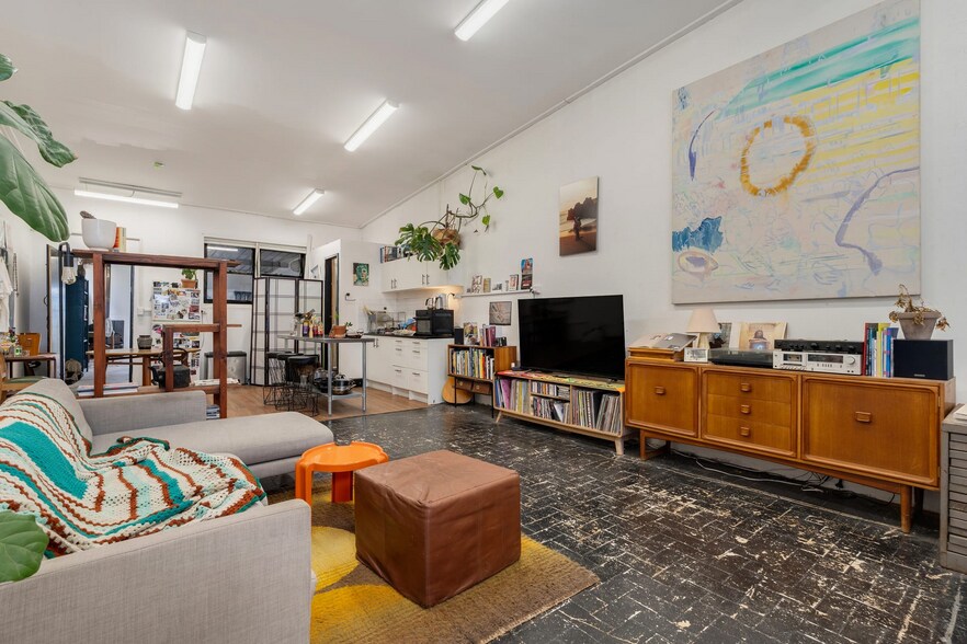 64 Newlands Rd, Coburg North à vendre - Photo intérieure - Image 3 de 13