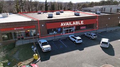 1410-1420 Northern Blvd, Manhasset, NY à louer Photo intérieure- Image 1 de 2