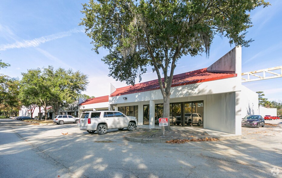 8535 Baymeadows Rd, Jacksonville, FL for lease - Primary Photo - Image 2 of 4