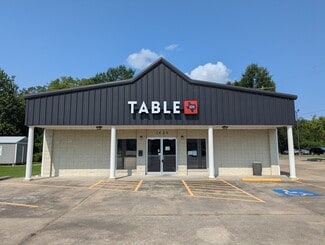 More details for 1465 N Main St, Vidor, TX - Retail for Sale